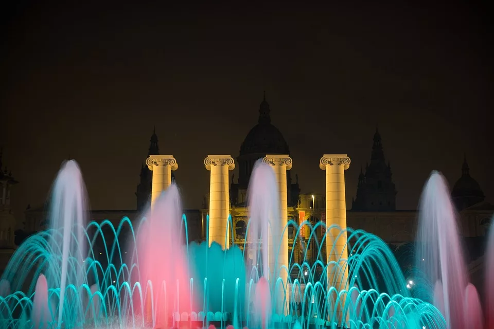 Магическият фонтан на Монтджуик, Барселона, Испания